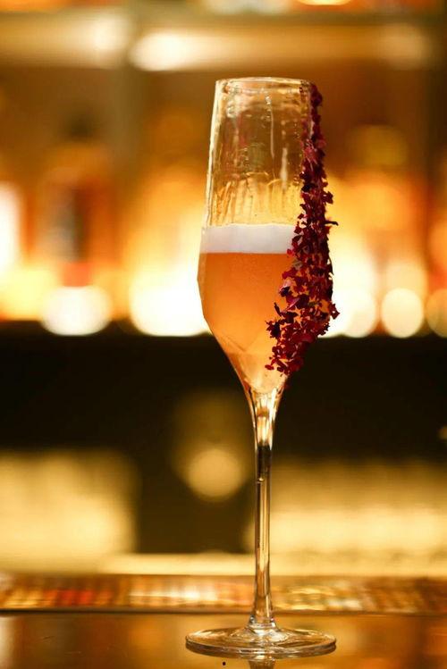 调酒师吃瓜,揭秘酒吧背后的秘密世界