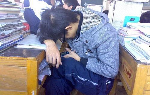 扬州幼师吃瓜事件,一场校园风波引发的反思