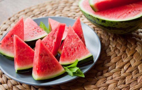 吃瓜带板凳,围观娱乐圈风云变幻