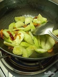 小吊瓜怎么炒着吃,家常美味轻松学