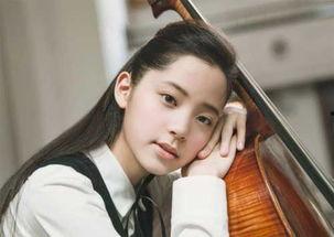 欧阳娜娜吃瓜小记,欧阳娜娜揭秘娱乐圈吃瓜趣事