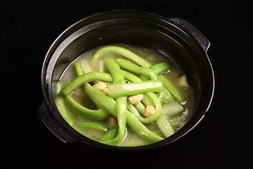 小粉吃瓜,揭秘娱乐圈那些不为人知的幕后故事