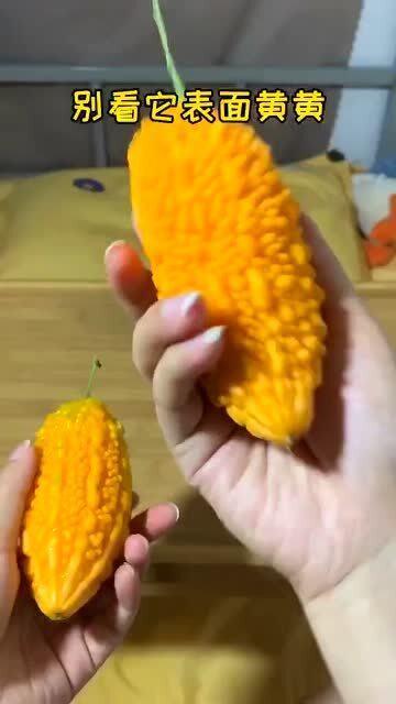 晚上饿吃瓜好吗,揭秘晚间吃瓜的奇妙体验