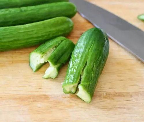 梦见一片瓜园并买瓜吃