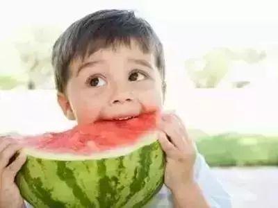 李闻雨吃瓜,揭秘娱乐圈幕后故事