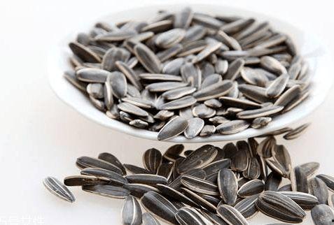 卖酒瓜子吃瓜,品味生活，尽享休闲时光