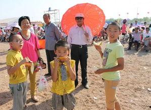 巴盟吃瓜的季节,夏日炎炎，瓜果飘香