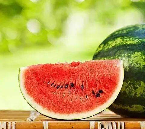 吃瓜送仔,揭秘娱乐圈明星育儿新风尚